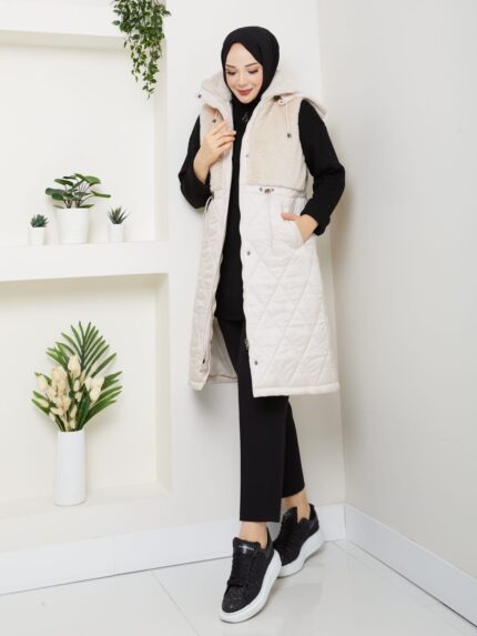 On kürklü krem renk yelek