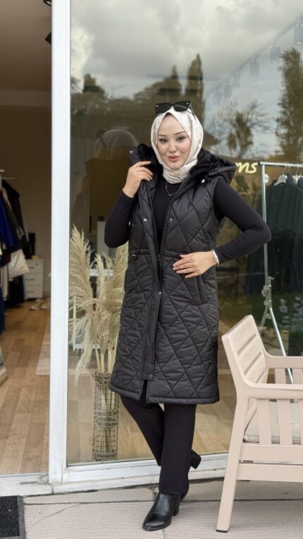 Sıyah yaka kürk yelek