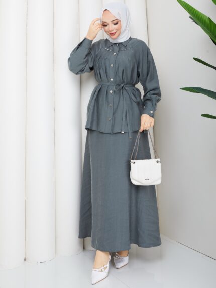 Yaka taşlı tensel kumaş takım antrasıt renk