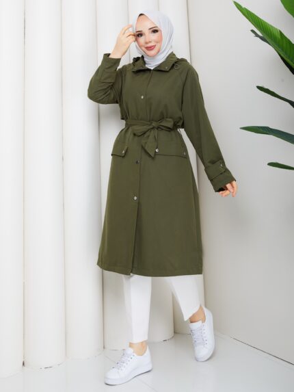 Yeşil çıtçıtlı trenckot