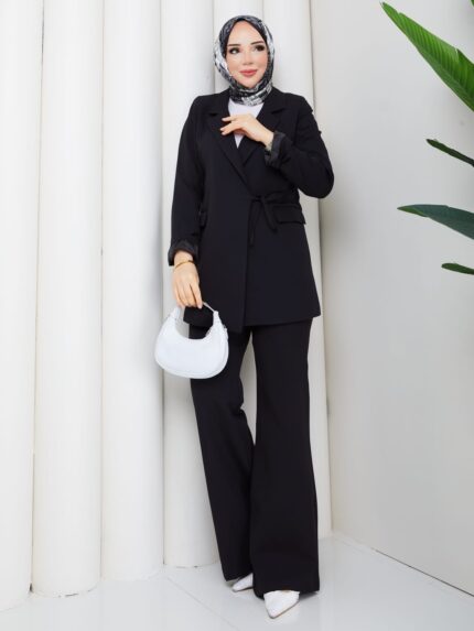 Sıyah ıkılı takım bağlamalı ceket